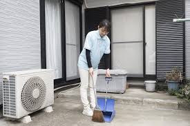 エアコン使い始め室外機清掃