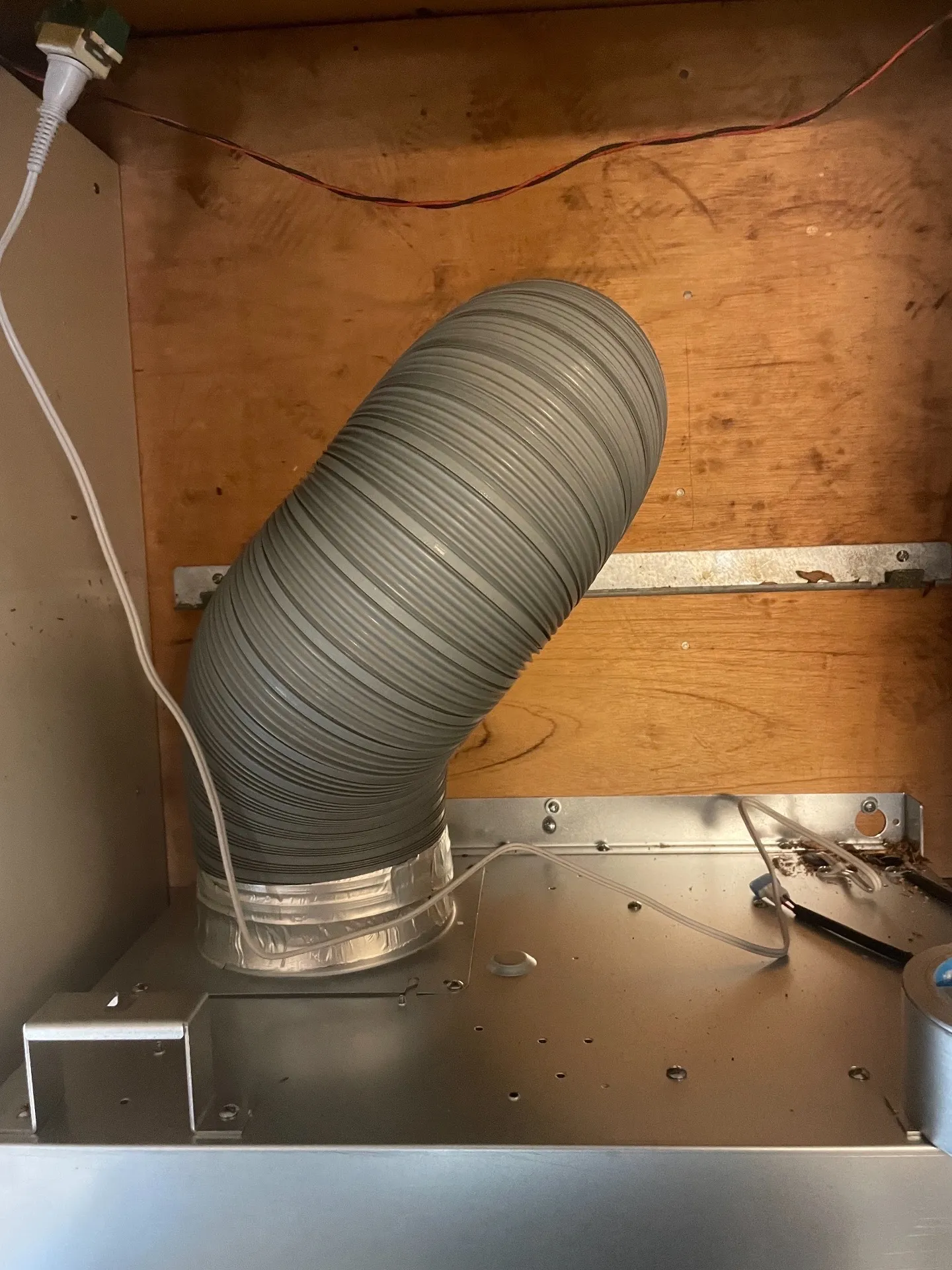 施工後排気ダクト