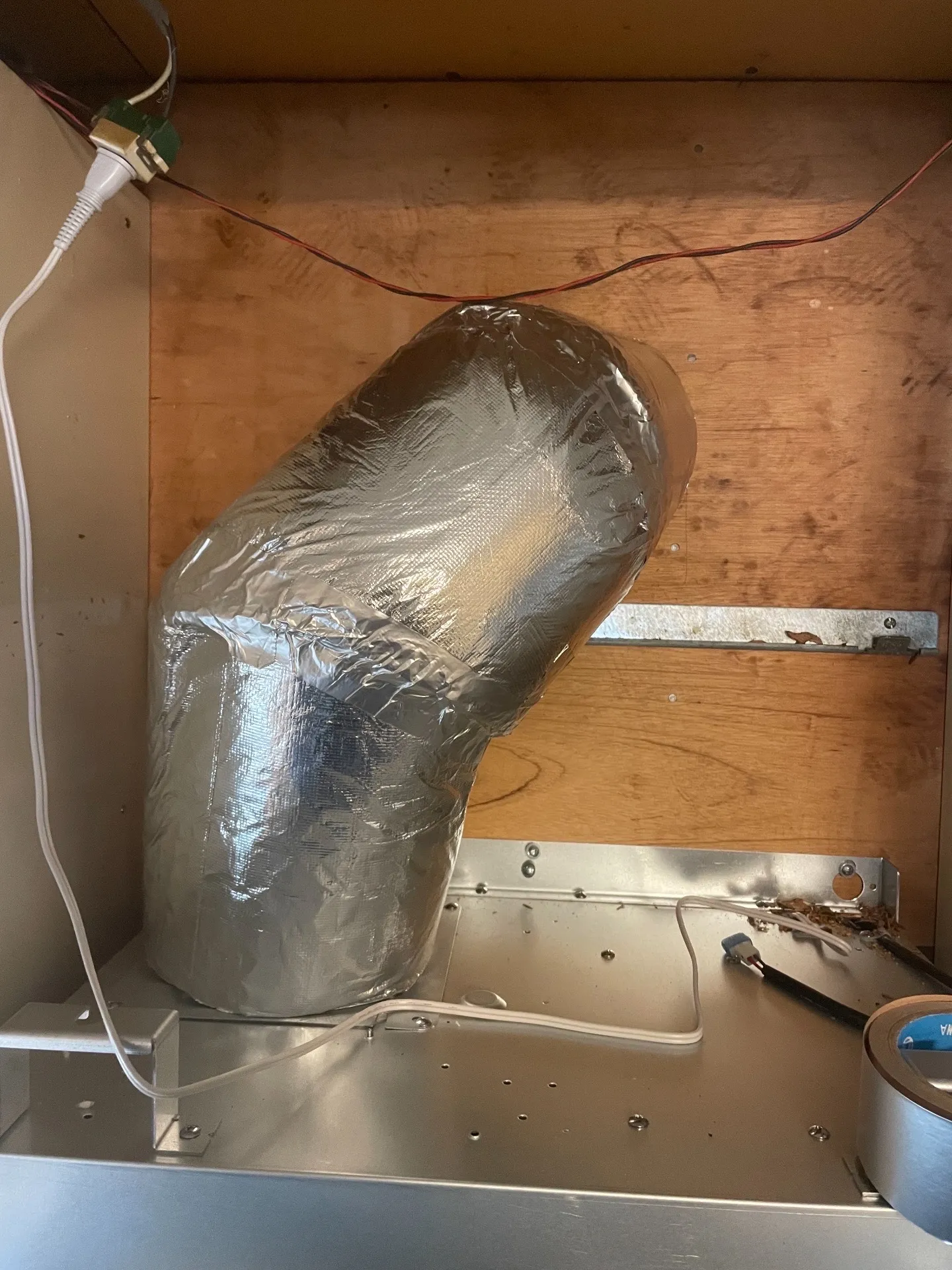 施工後排気ダクト断熱