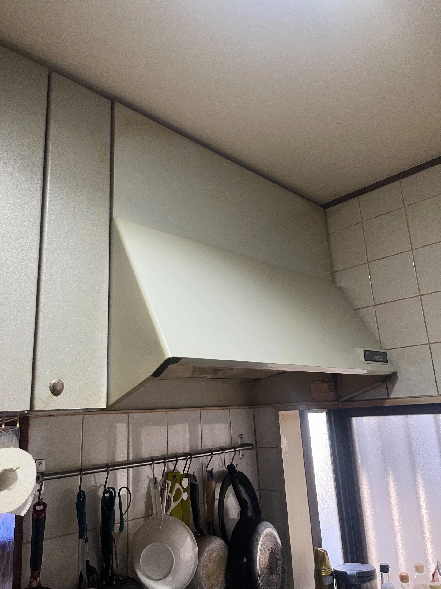 施工前レンジフード