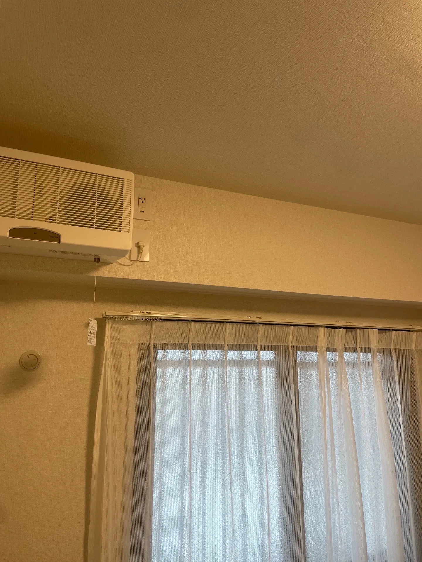 施工前共用廊下側室内