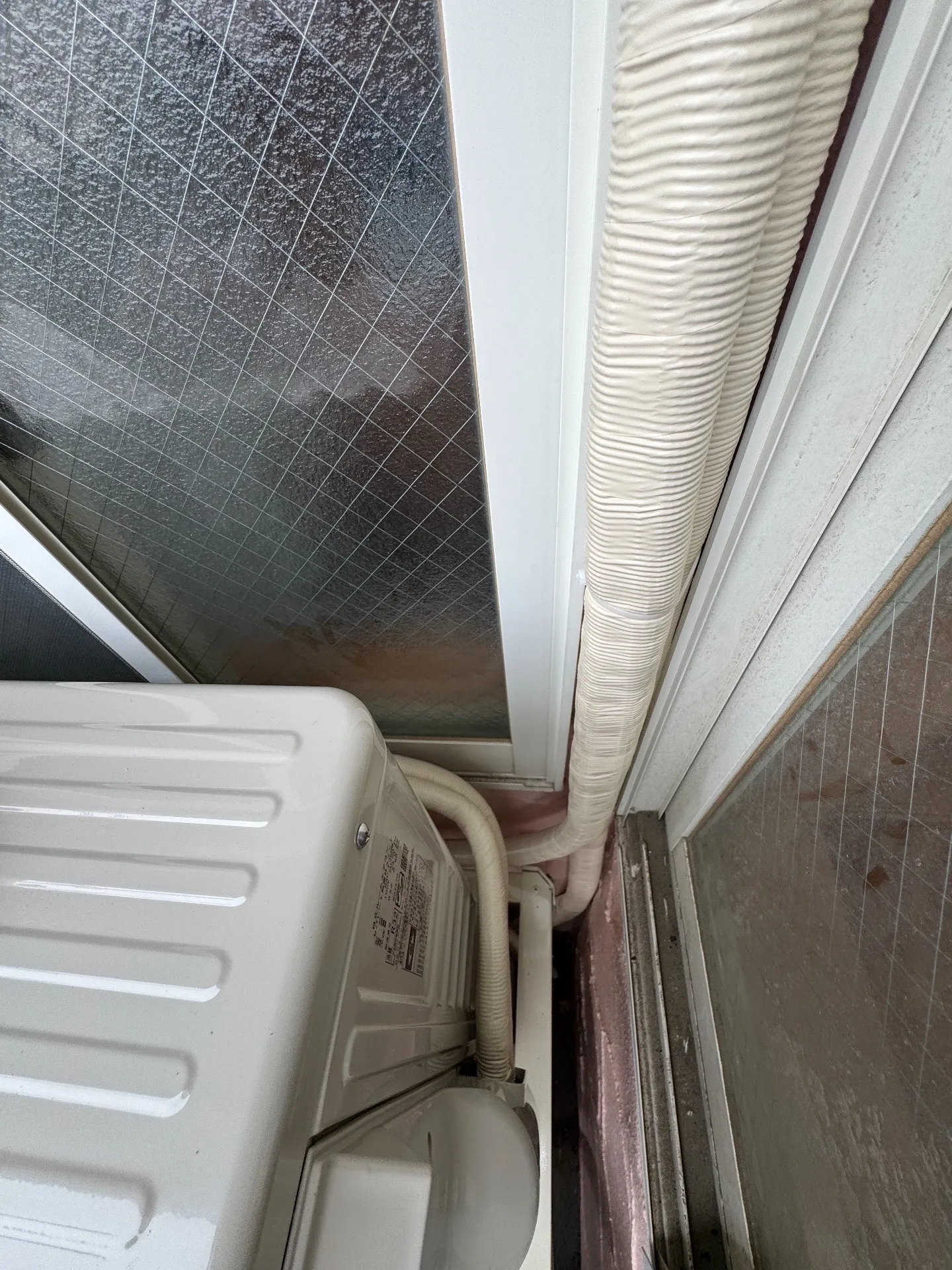 2台目室外機配管接続部