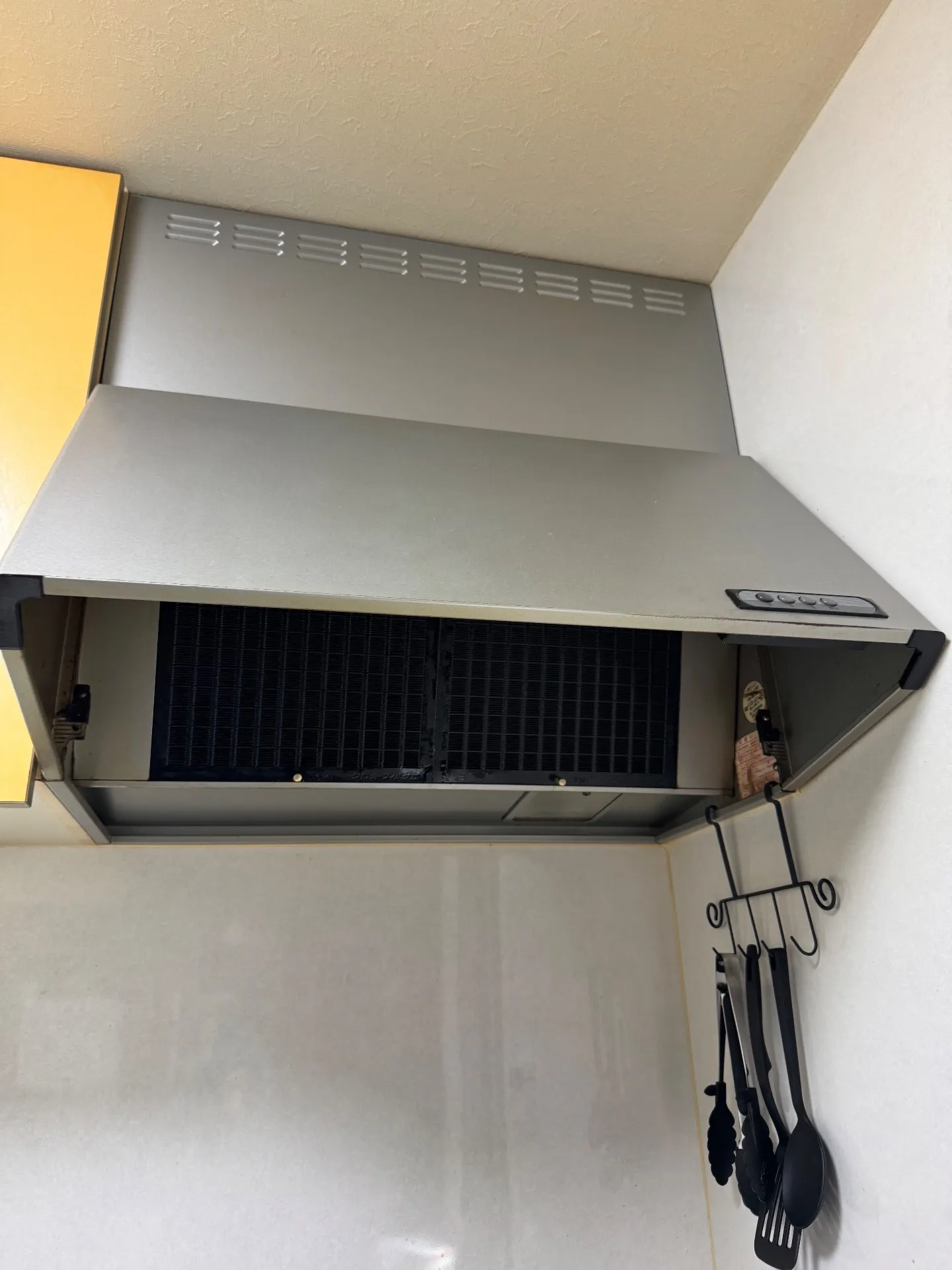 施工前レンジフード