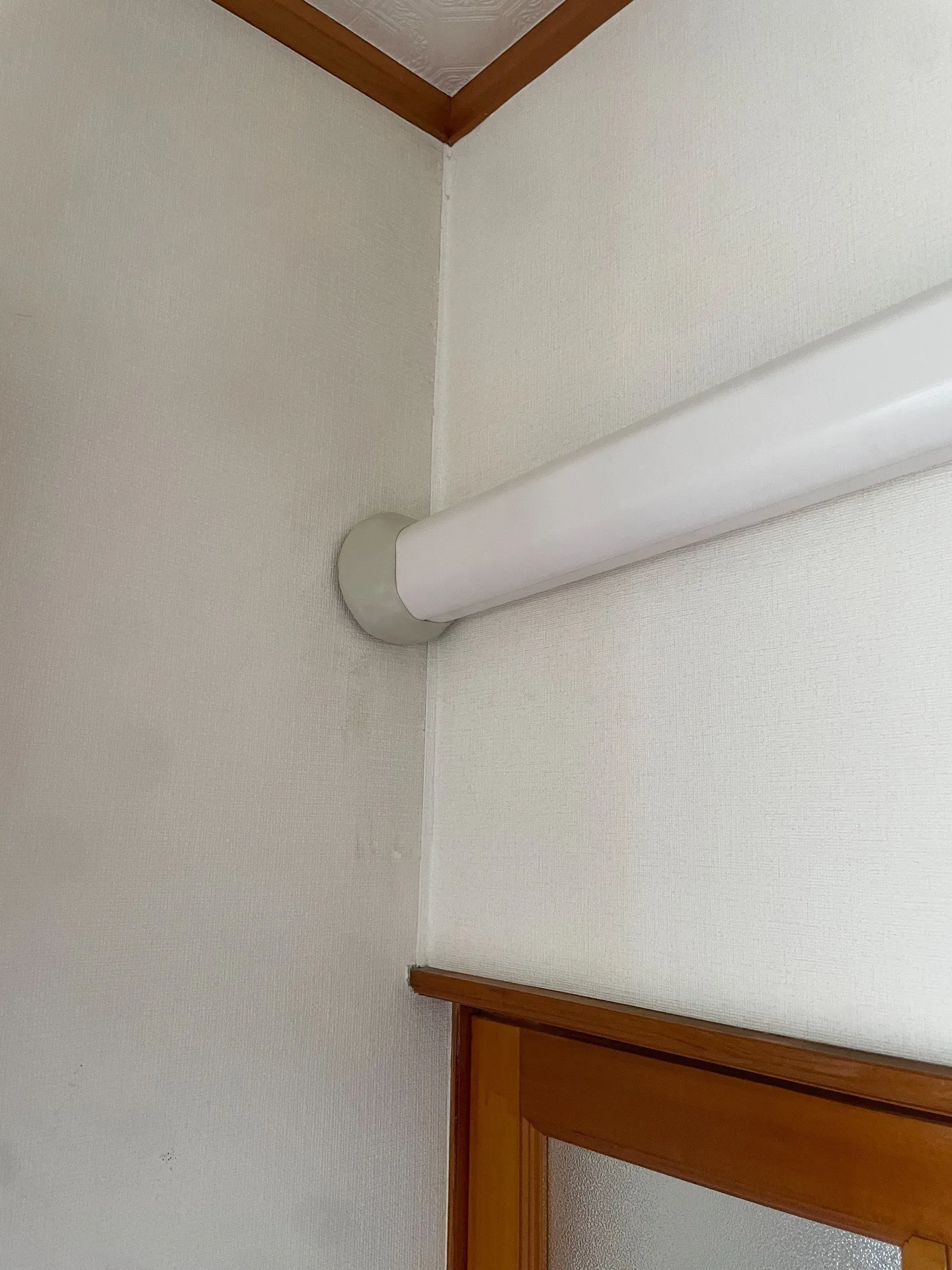 施工後貫通部パテ