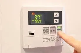 給湯器を付けっぱなしにすると電気代はどう変わる？節約のコツも紹介