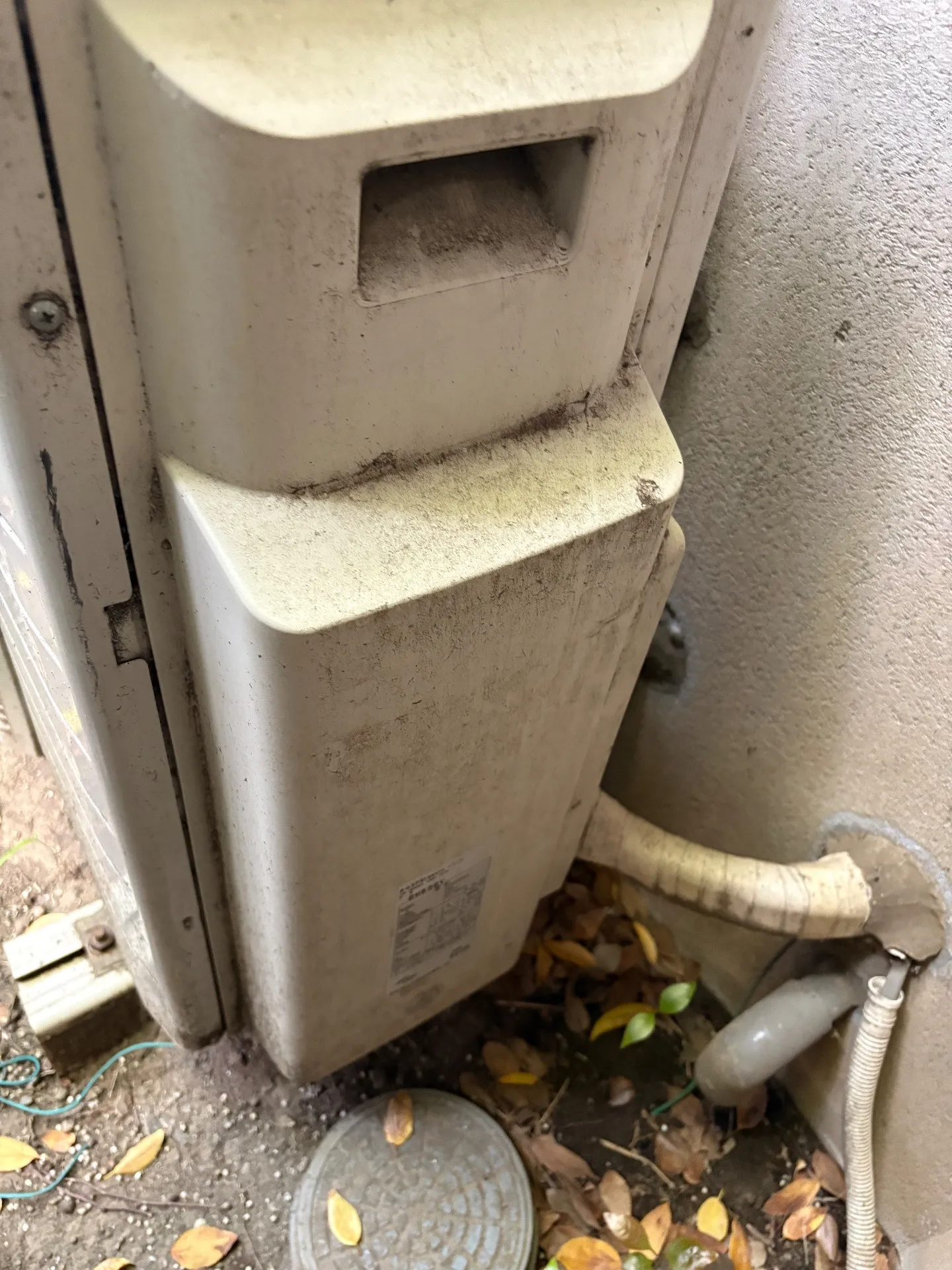 施工前室外機裏配管