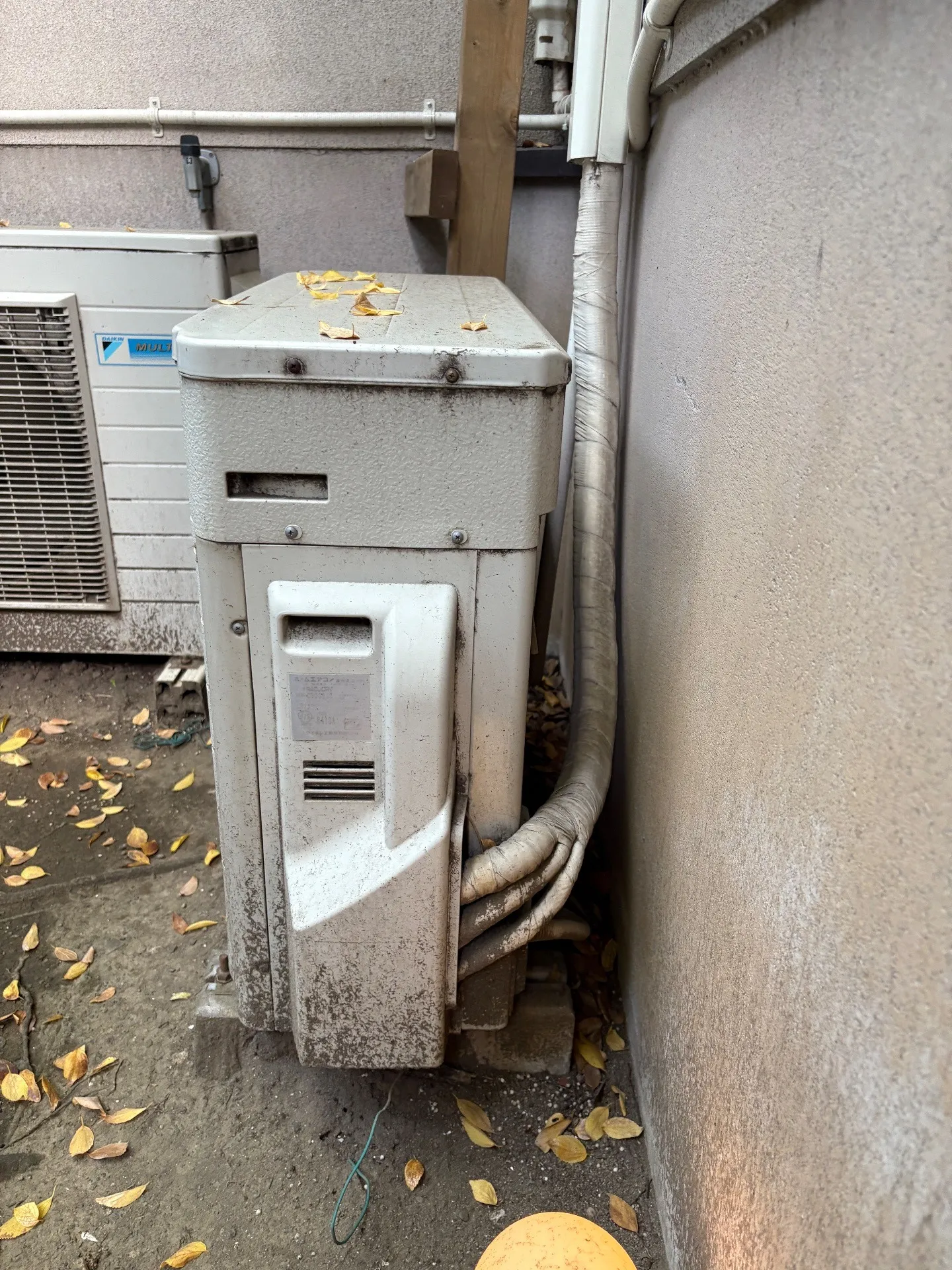 施工前室外機裏配管