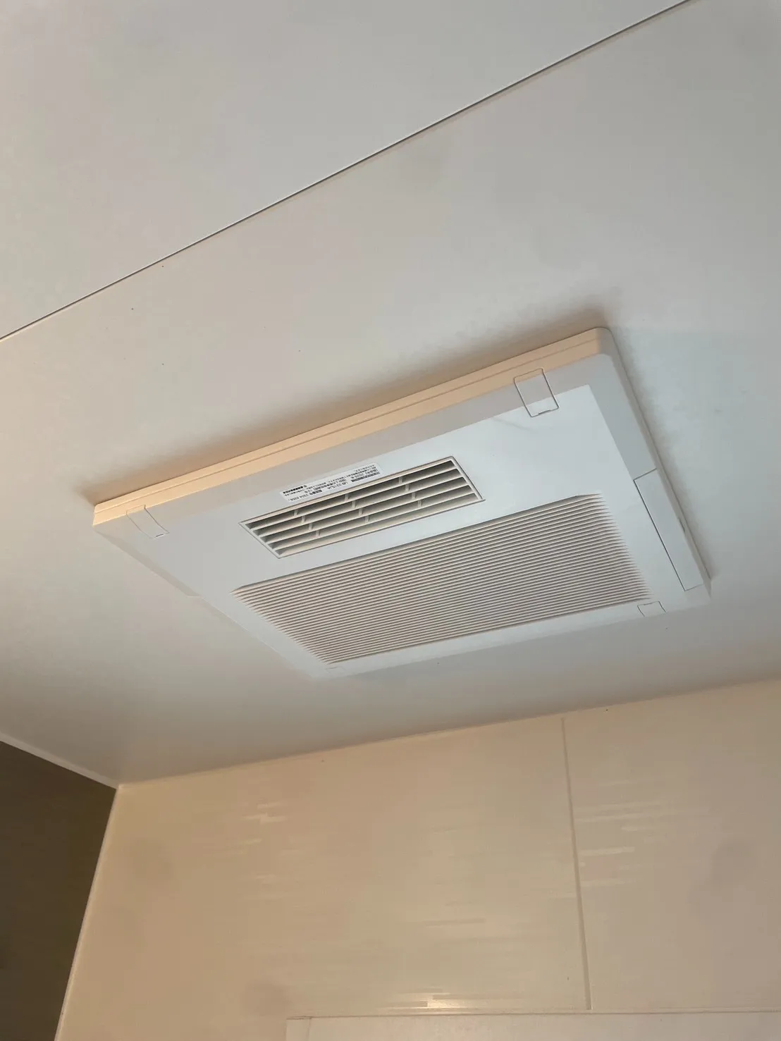 浴室乾燥暖房機