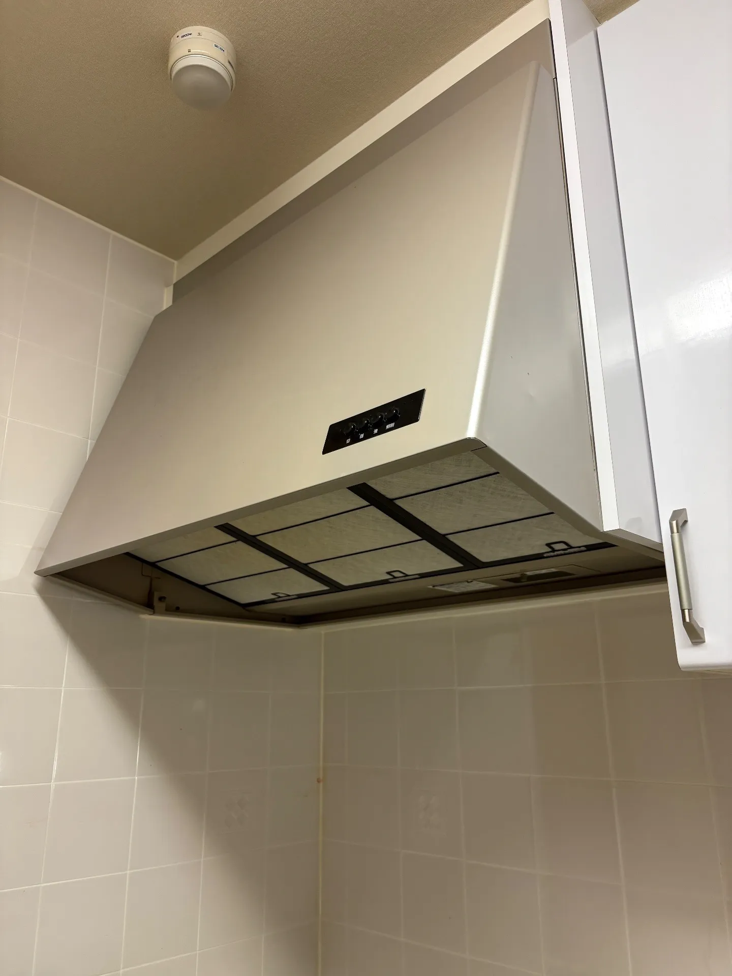 施工前レンジフード