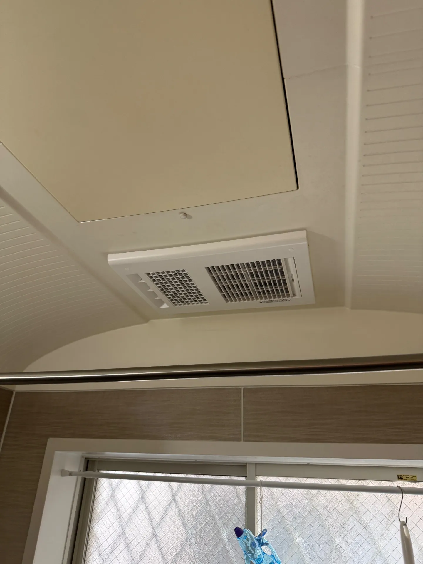 浴室換気乾燥暖房機