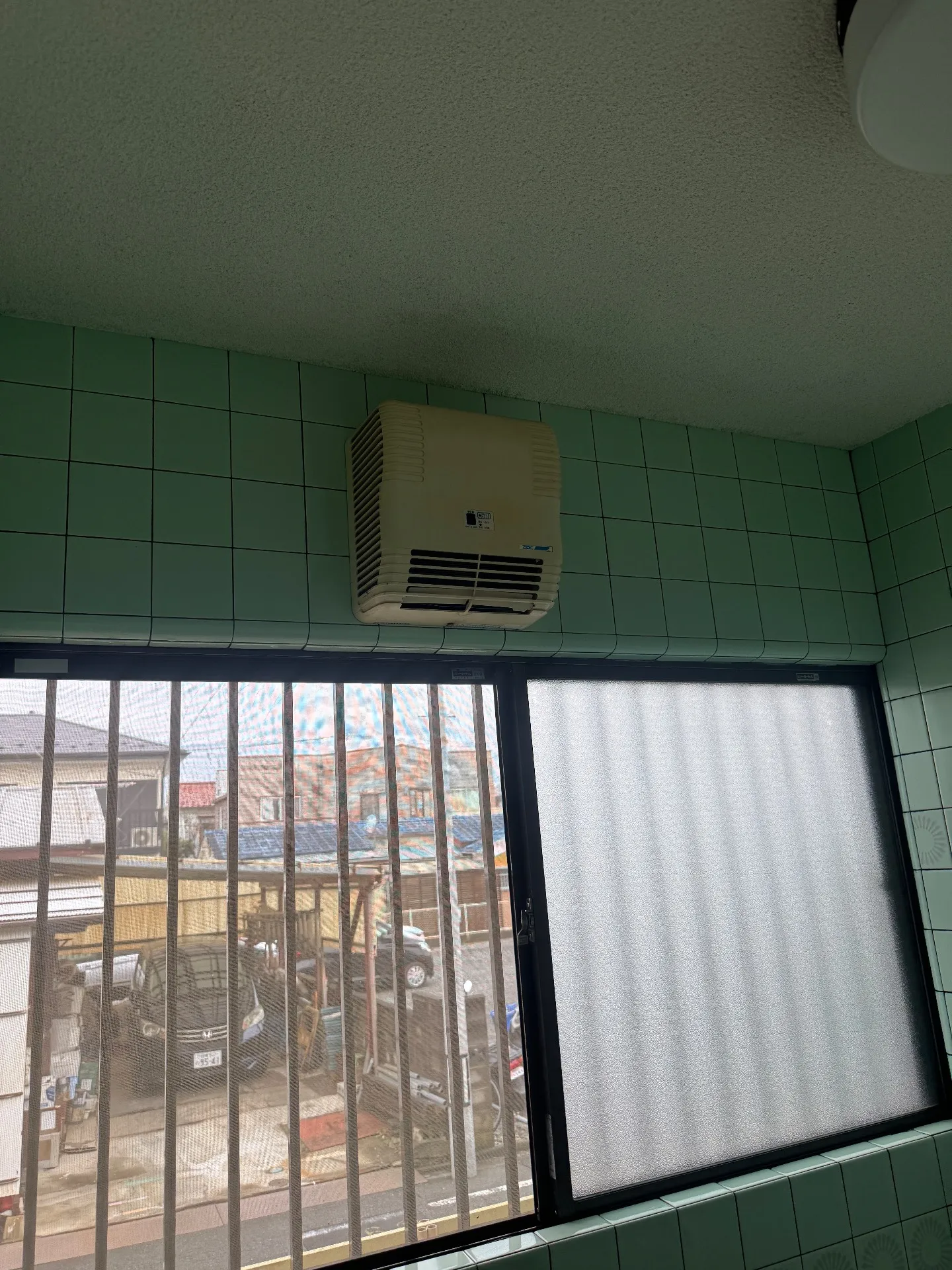 施工前浴室換気乾燥暖房機