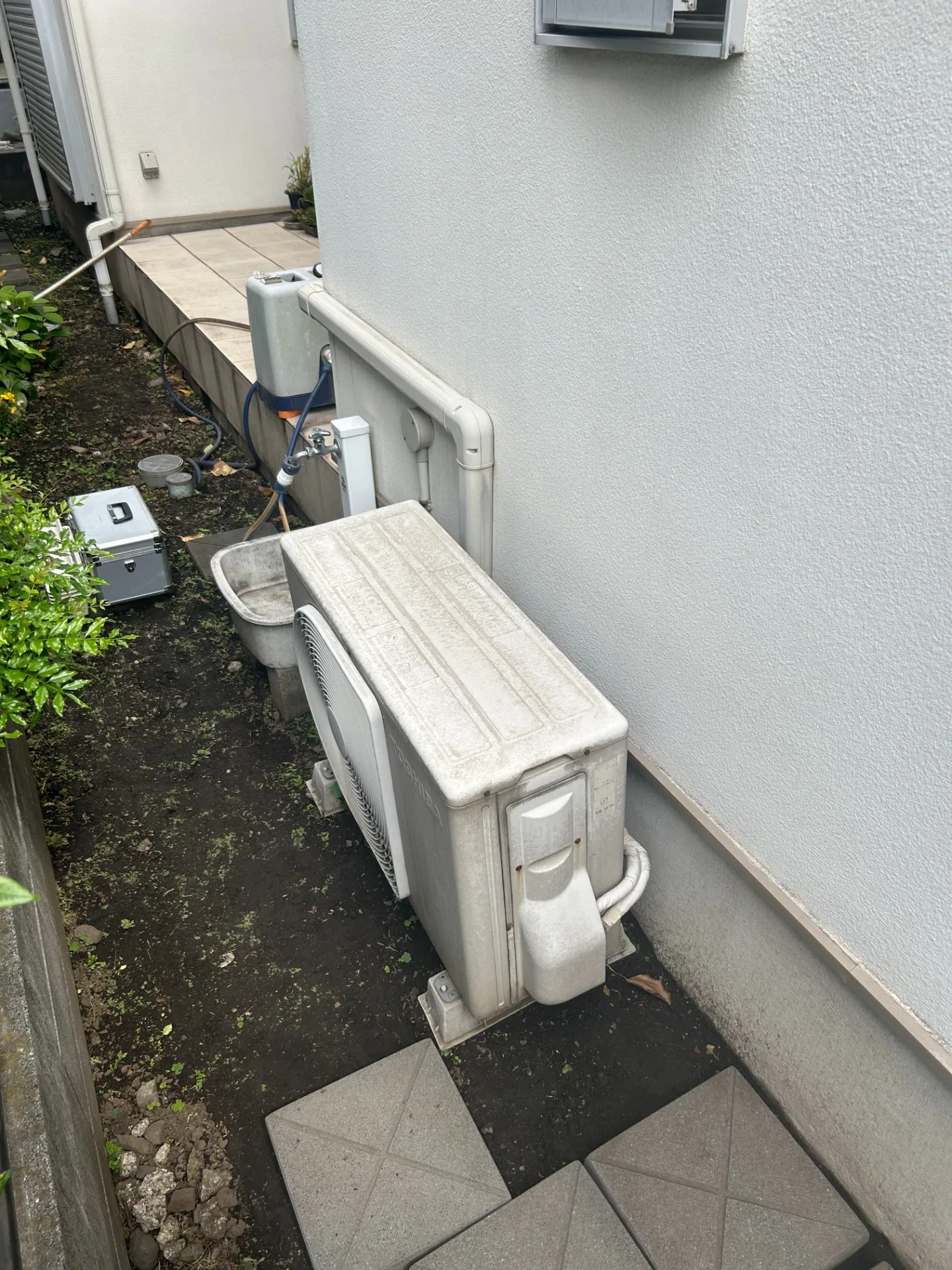 施工前室外機